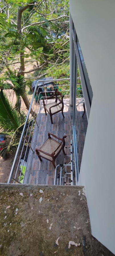 Jungle Beach Restaurant And Hotel-Jbr Гале Екстериор снимка
