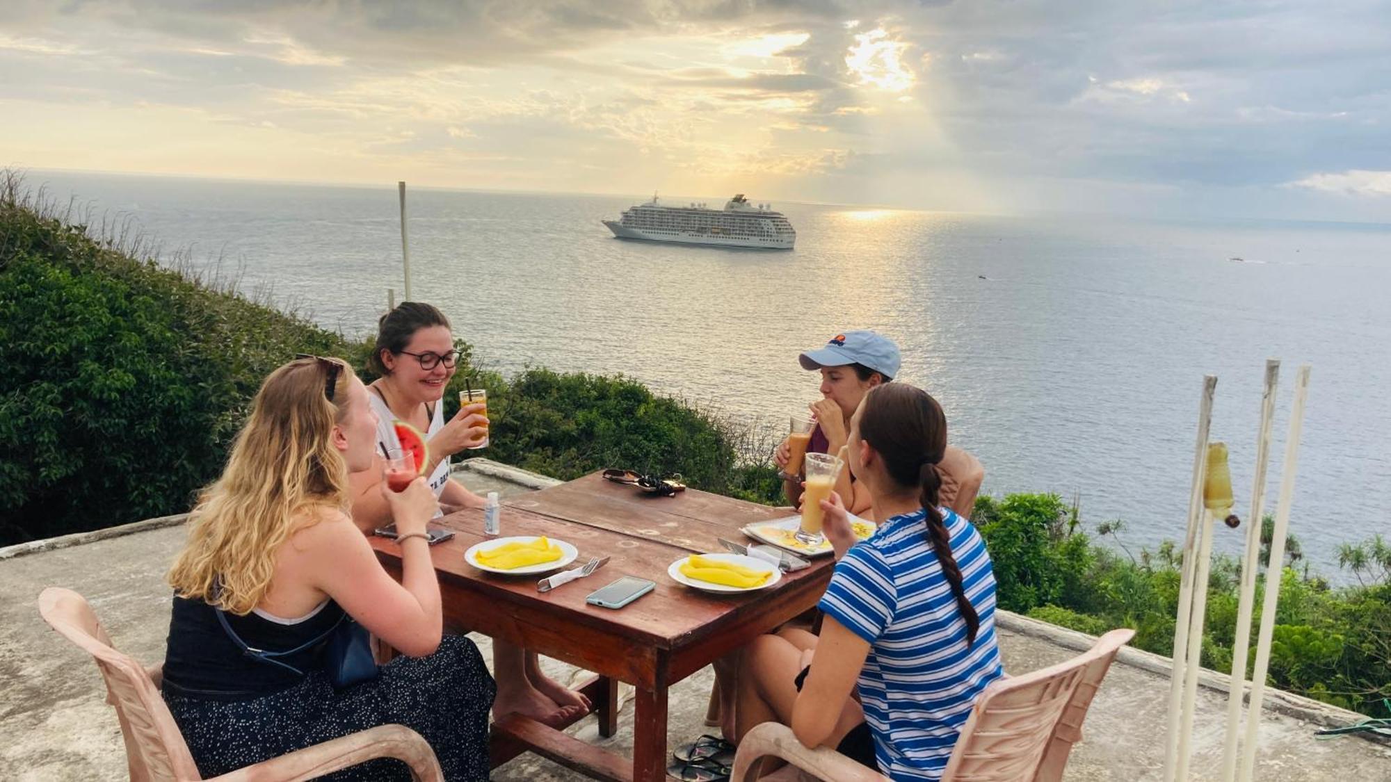 Jungle Beach Restaurant And Hotel-Jbr Гале Екстериор снимка